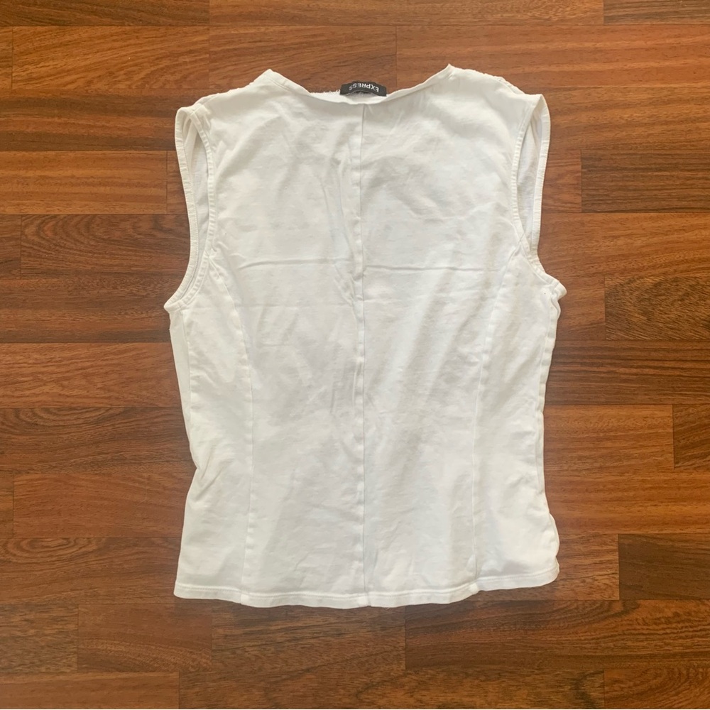 Size Small- Express Casual White Top Women’s Sleeveless 100% Supima Cotton - Picture 5 of 6